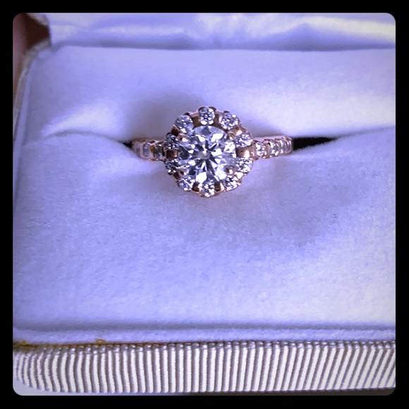 Tolkowsky Jewelry - Tolkowsky 1.01ct Engagement Ring GSI Certified
